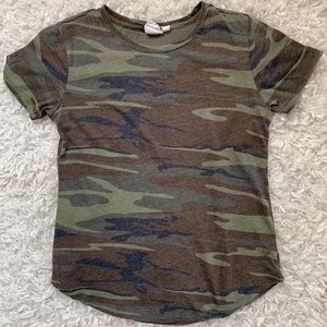 Soft camo tshirt
